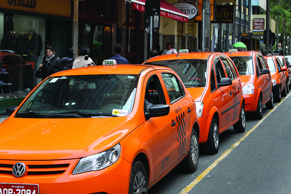 Comunicare diário #3: Táxis e apps ofecerem desconto maior no fim de ano