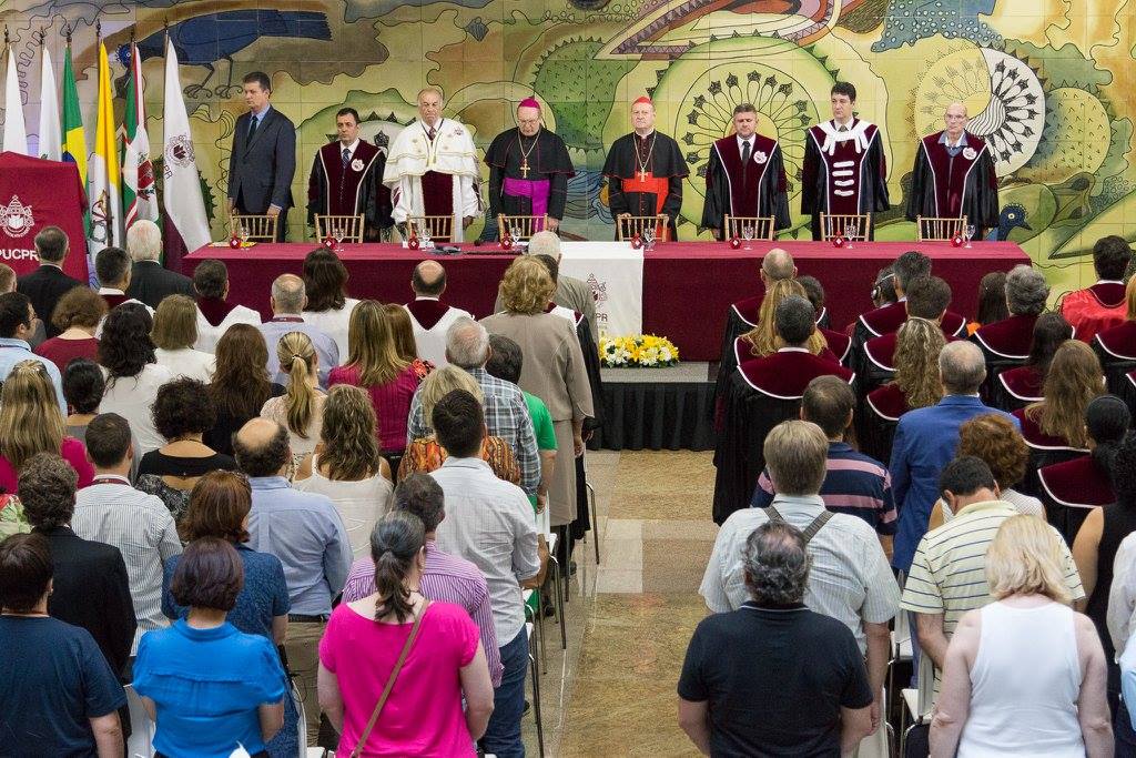 Átrio dos Gentios: PUCPR concede título de honoris causa