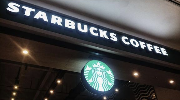 Abertura de Starbucks em Curitiba impacta movimento em cafeterias locais