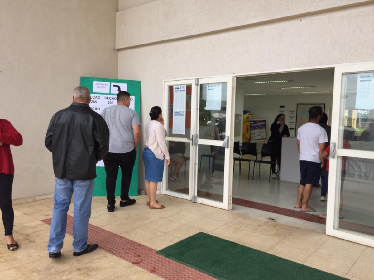 Estudantes da PUCPR cobrem eleições do Conselho Tutelar em parceria com o Plural