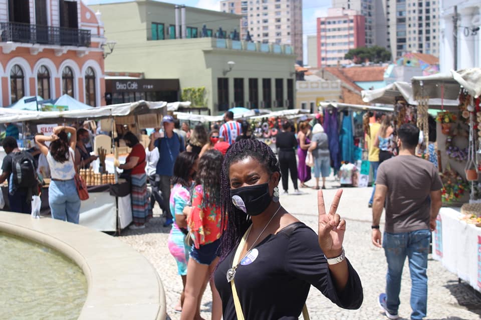 Carol Dartora é a primeira mulher negra eleita vereadora de Curitiba