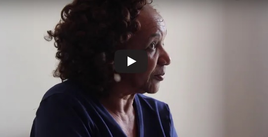 Documentário “A dona da Avenida”: a voz feminina do samba-enredo