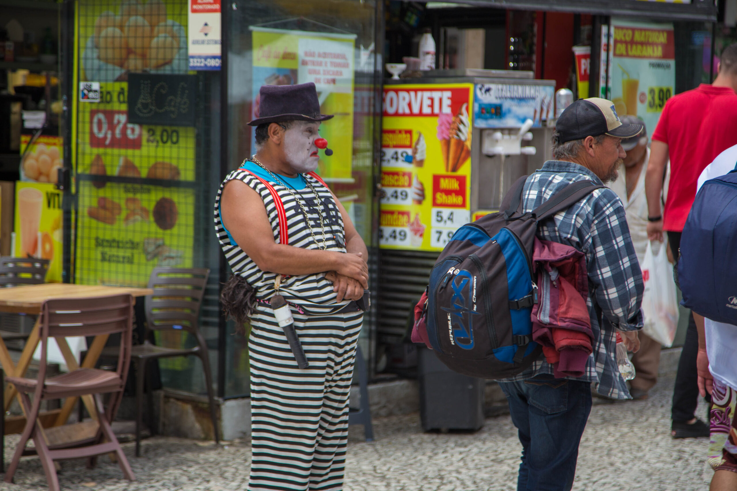 Artistas de rua se sentem prejudicados por novas regras de Prefeitura