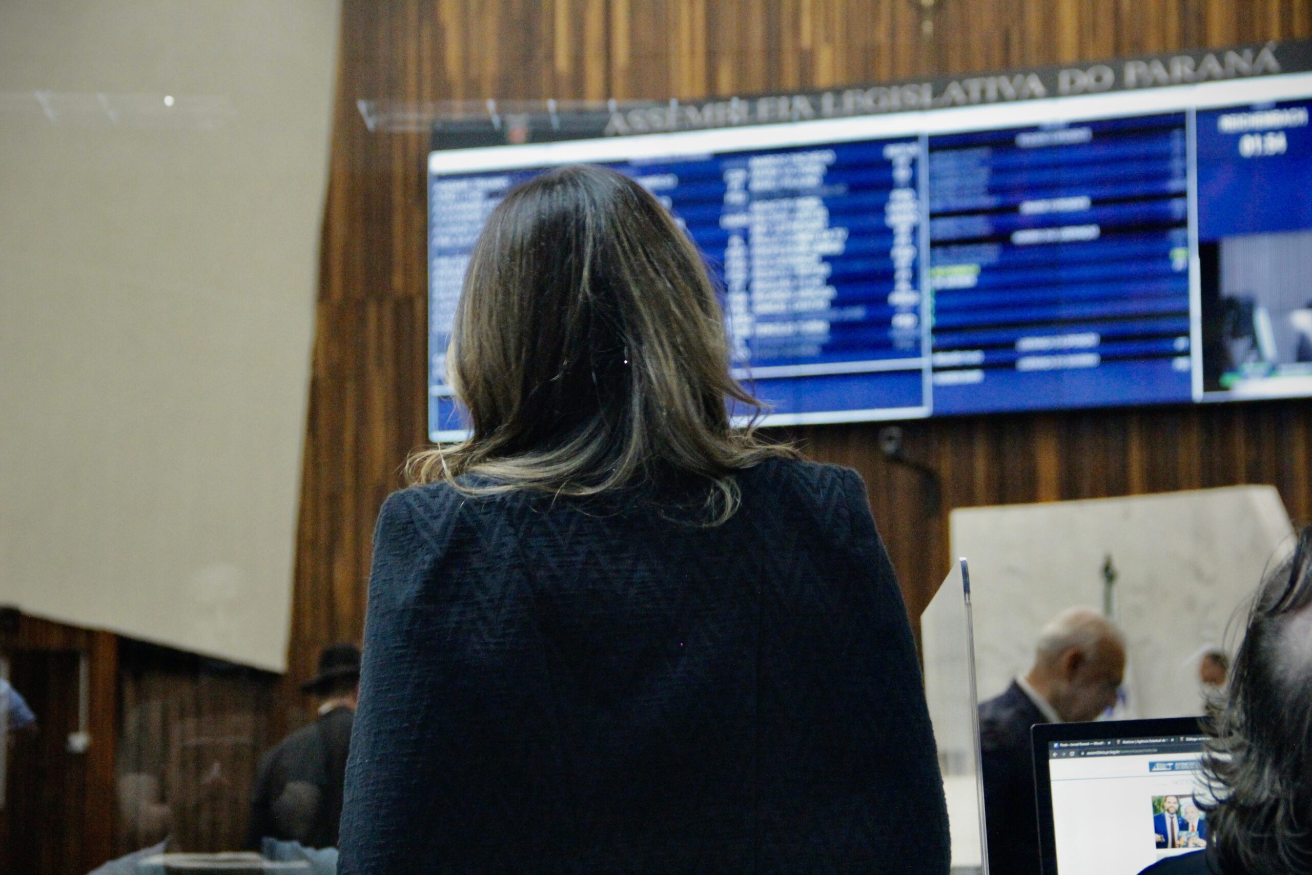 Participação de mulheres aumenta na Assembleia Legislativa do Paraná