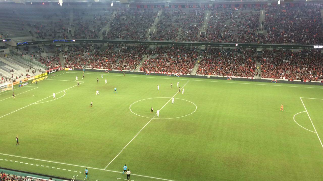 Estádios de Curitiba testam jogo com torcida única