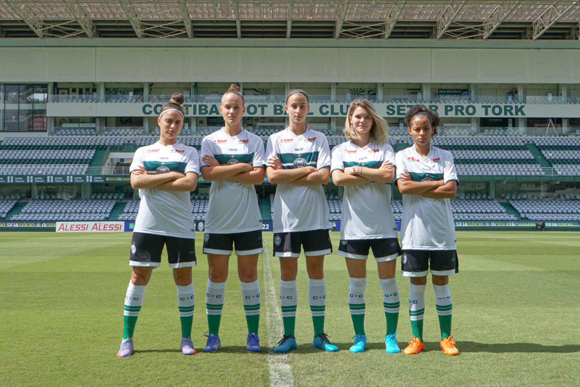 Coritiba sobe para a Série A e cria, pela terceira vez, time feminino