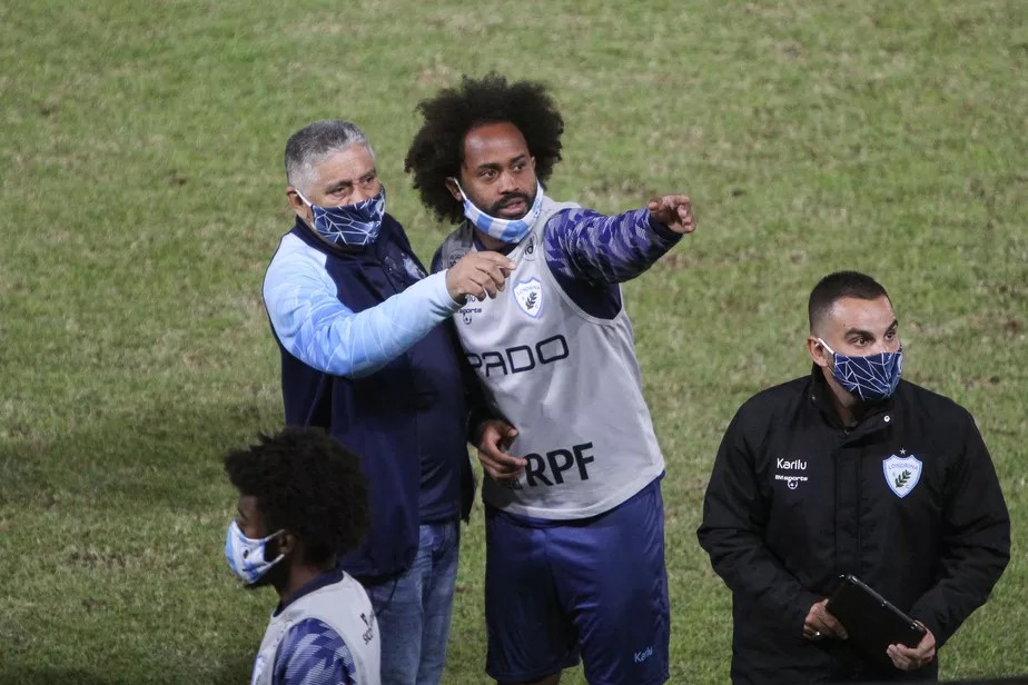 Caso Celsinho: “Cenário desanimador”, diz advogado do ex-Londrina sobre processos por injúria racial