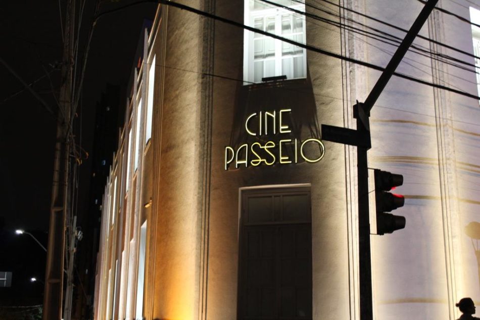 Cine Passeio traz de volta a Curitiba a cultura dos cinemas de rua