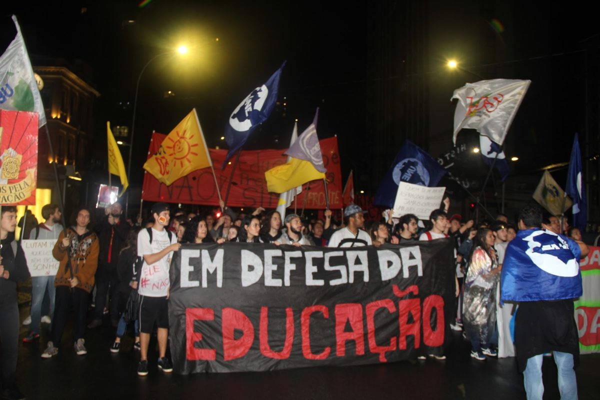 Cortes de verba na educação pública devem inviabilizar a atividade das instituições de ensino