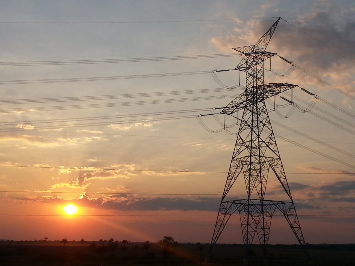 Aumento na conta de luz vale para todo o país a partir deste mês