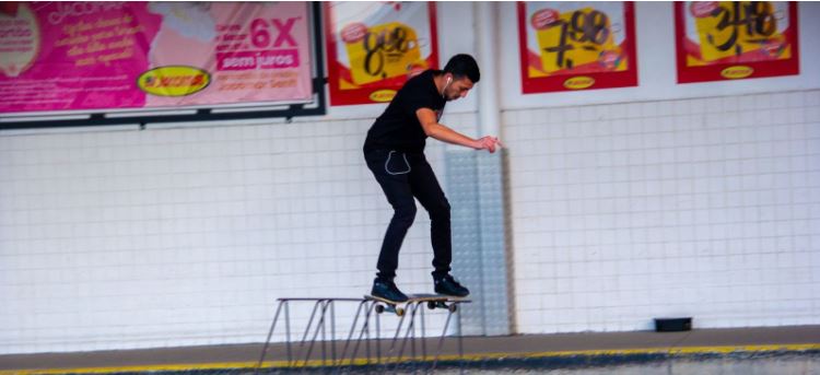 Procura pelo skate aumenta em Curitiba após medalhas nas Olimpíadas