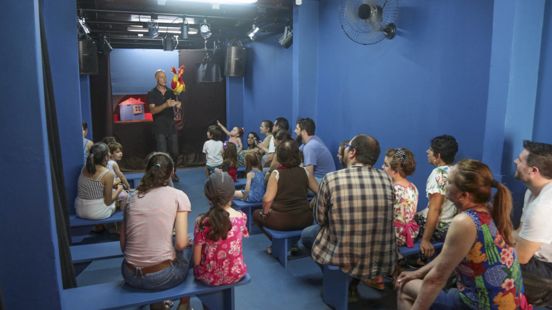 É retomada aos domingos a programação infantil do Teatro Piá