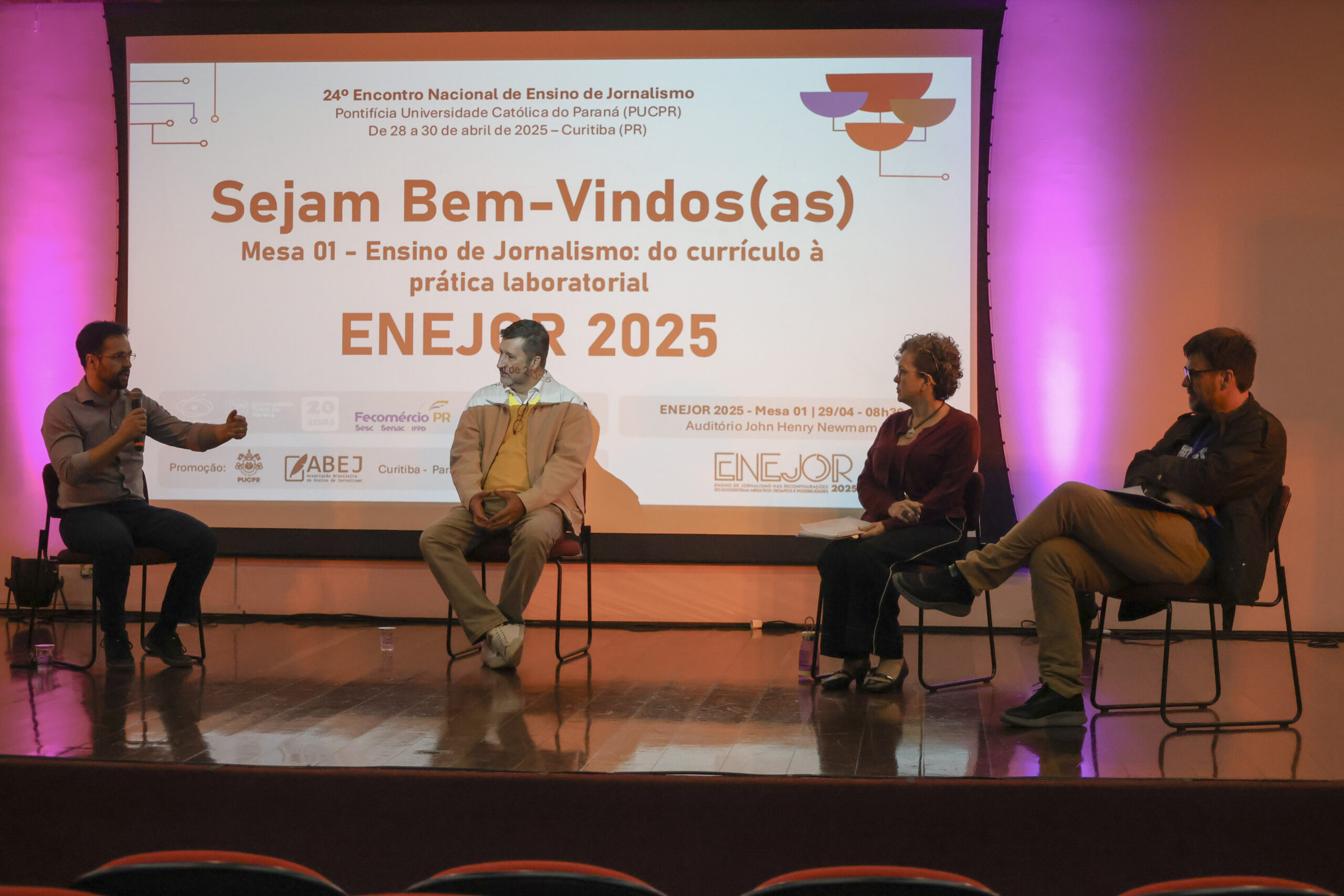 Debates e Encontro de Coordenadores marcam segundo dia de ENEjor 2025